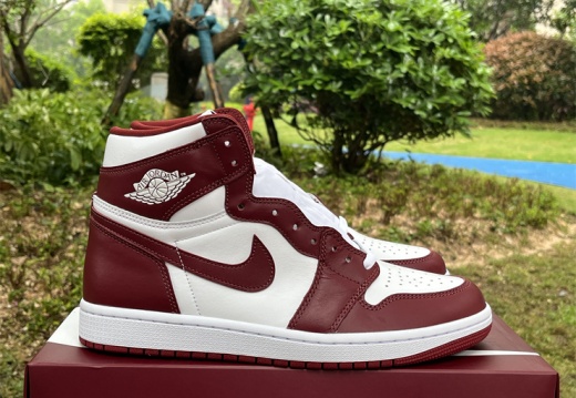 Air Jordan 1 High OG Team Red DZ5485-160 40.5-47.5 M114